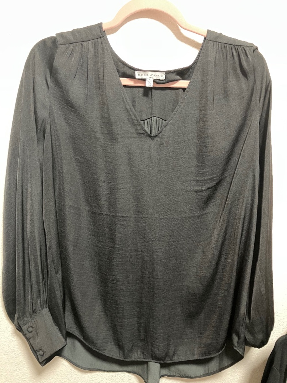 Maison D’amelie V-Neck Long Sleeve Blouse